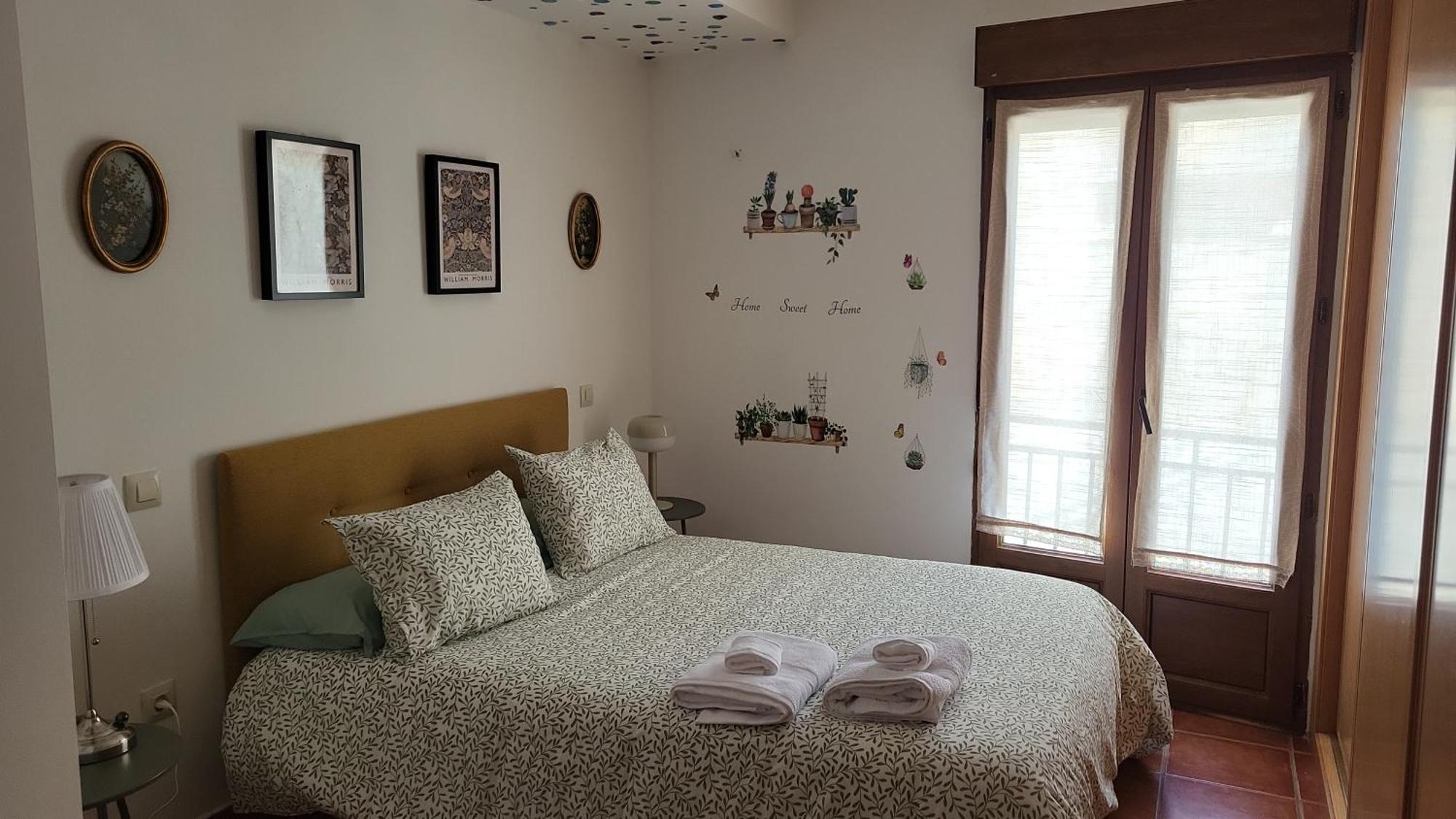 La Casa De Paloma En La Plaza Encanto Historico Riaza Eksteriør bilde